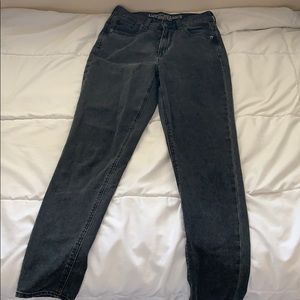 American Eagle mom jeans